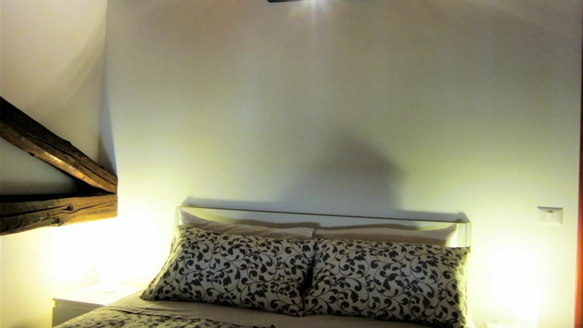 Nocleg ze śniadaniem Bed and Breakfast Icalderai Palermo