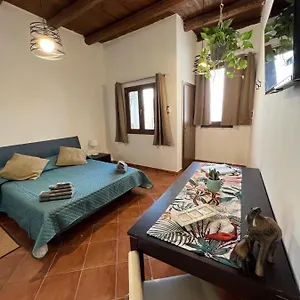 Vicolo Del Vento Stanza Scirocco Maison d'hôtes