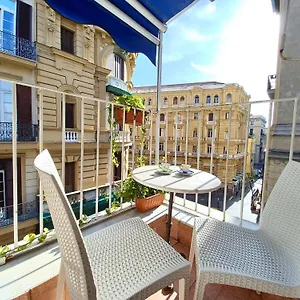 https://bb-quattro-palazzi-napoli.hotels-amalfi.com